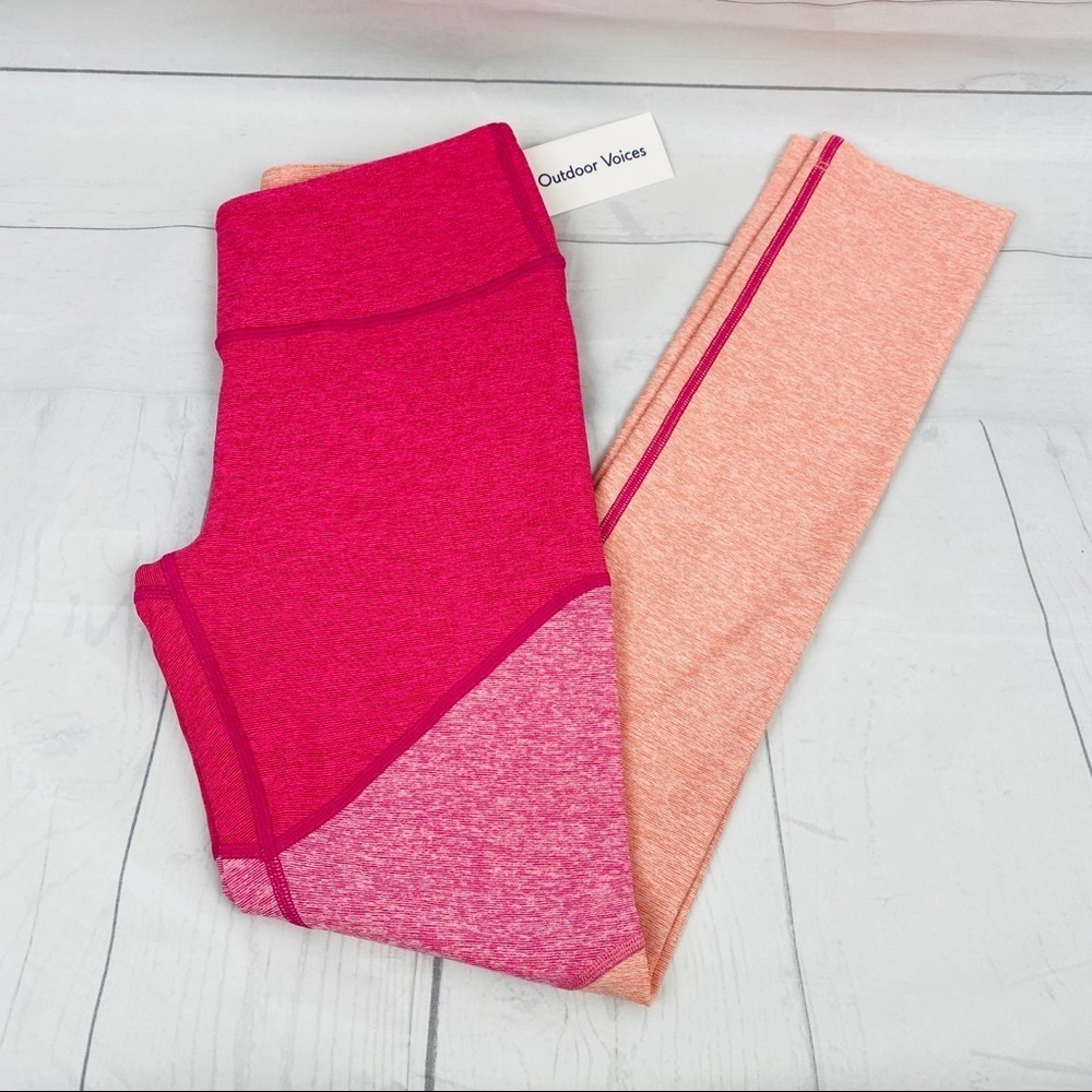 Outdoor Voices| Flamingo Leggings